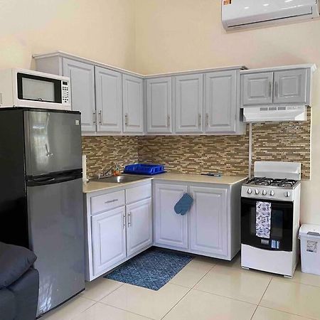 Cozy Studio Apartment In Quiet Neighborhood! 菲利普斯堡 外观 照片